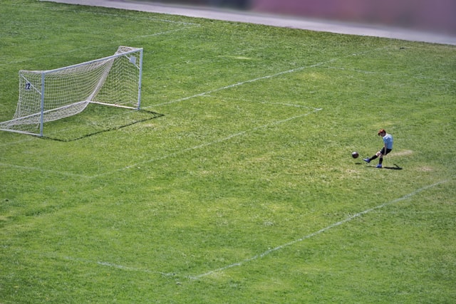 The Art of Goal Hanging in Soccer (Explained!)